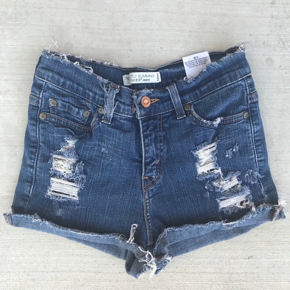 Levi’s Highwaisted Shorts